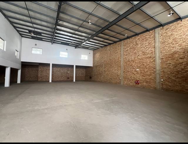 1,066M² RETAIL TO LET IN KYA SANDS